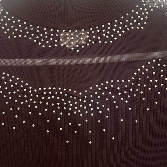 Women’s mock neck embellished sweater - Picture 2 of 7